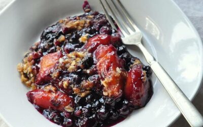 Blueberry-Peach Skillet Pie from the Lodge Cast Iron Cookbook