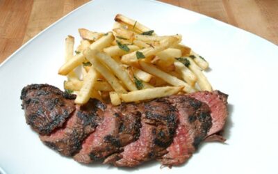 Valentines Day Recipe: Steak Frites with Gorgonzola Sauce